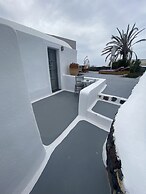 Aqua Serenity Luxury Suites - Adults Only