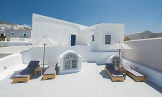 Aqua Serenity Luxury Suites - Adults Only