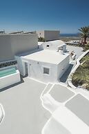 Aqua Serenity Luxury Suites - Adults Only