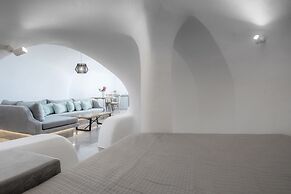 Aqua Serenity Luxury Suites - Adults Only