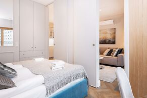 Mennica Residence Apartments by Renters