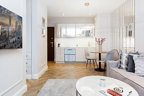 Mennica Residence Apartments by Renters