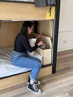 Leevin Hostel George