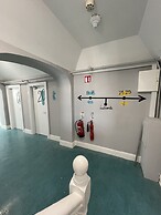 Leevin Hostel George