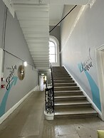 Leevin Hostel George