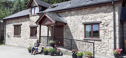 Henblas Holiday Cottage