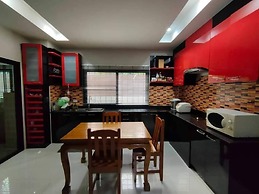 Lan House Pool Villa