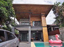 Lan House Pool Villa