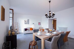 Rustico Logo Bellavista