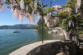 Rustico Logo Bellavista