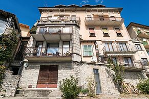 Menaggio Tosca 1