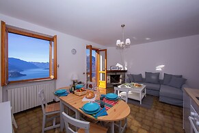 Balcone di Perledo