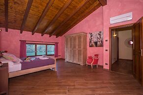 Villa Isola Verde (Main Villa)