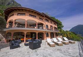 Villa Isola Verde (Main Villa)