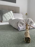 Olive & Ivy Guest House
