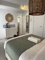 Olive & Ivy Guest House