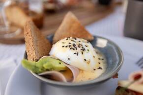 Olive & Ivy Guest House