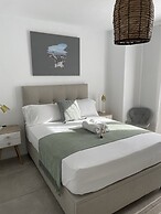 Olive & Ivy Guest House