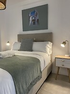 Olive & Ivy Guest House