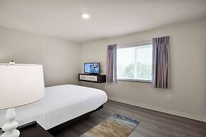 WaterWalk Extended Stay by Wyndham Charlotte - Arrowood