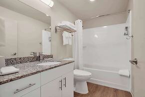 WaterWalk Extended Stay by Wyndham Charlotte - Arrowood