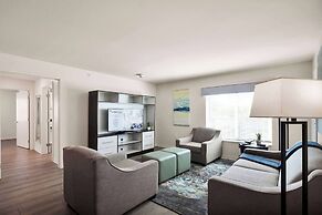 WaterWalk Extended Stay by Wyndham Charlotte - Arrowood