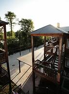 Blackstone Apart Boutique