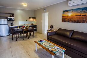 Blackstone Apart Boutique