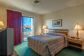 Crown Resorts at Lake Tansi West