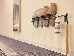 Henna Hotel Komatsu Ekimae