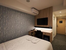 Henna Hotel Komatsu Ekimae