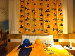 Henna Hotel Komatsu Ekimae