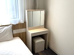 Henna Hotel Komatsu Ekimae