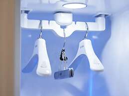 Henna Hotel Komatsu Ekimae