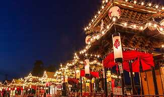 Henna Hotel Komatsu Ekimae