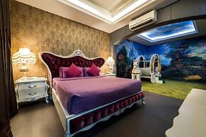 Maison Boutique Theme Hotel