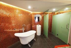 Maison Boutique Theme Hotel