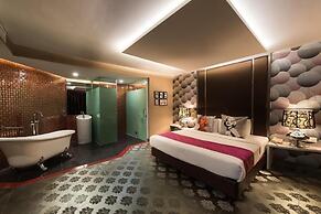 Maison Boutique Theme Hotel