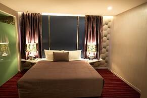 Maison Boutique Theme Hotel