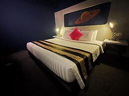 Maison Boutique Theme Hotel