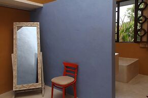 Merida Downtown Casa Colonial Suite