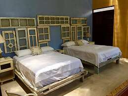Merida Downtown Casa Colonial Suite