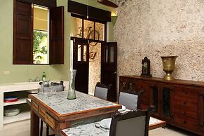 Merida Downtown Casa Colonial Suite
