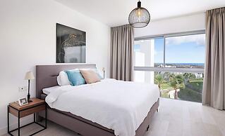 Alcazaba Lagoon, Brand New 2 bed Apartment