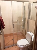 Room in Guest Room - Valensija - Family Room 2 Adults - 2 Children