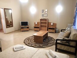 Room in Guest Room - Valensija - Family Room 2 Adults - 2 Children