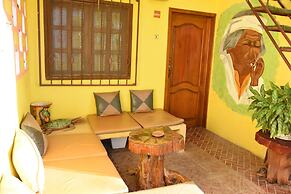 Room in B&B - Cancun Guest House 1