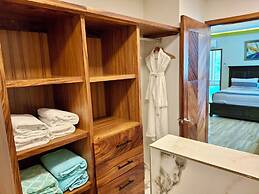 Fully Staffed, Beach Frontage Luxury Villa