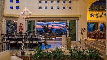 Fully Staffed, Beach Frontage Luxury Villa