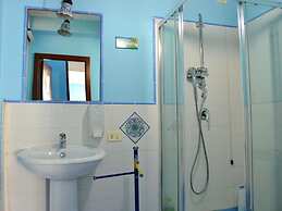 Room-blue Room - B&B S Elia